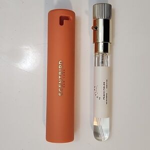 Skylar perfume: Peach Fields